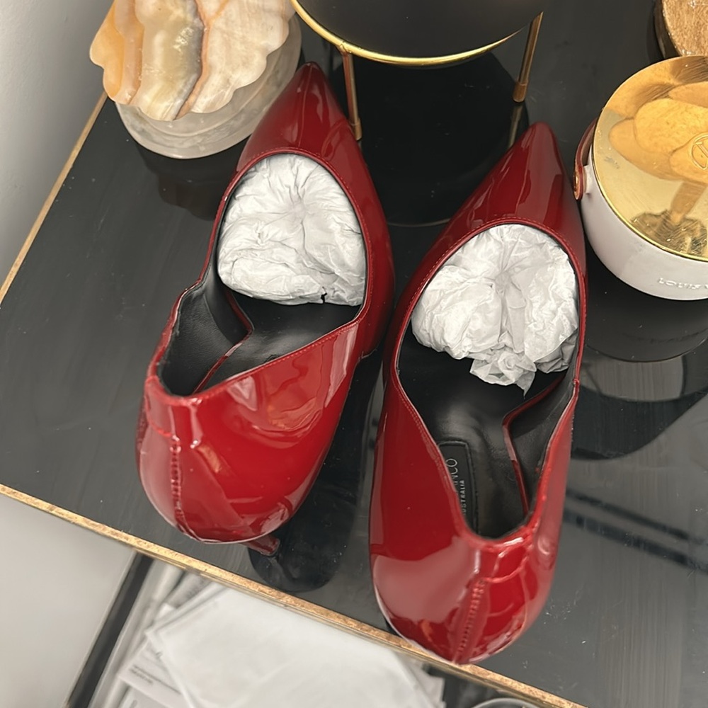 Burgundy pumps - Picture 10 of 11